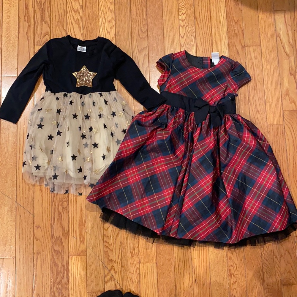 Stars and plaid dresses
